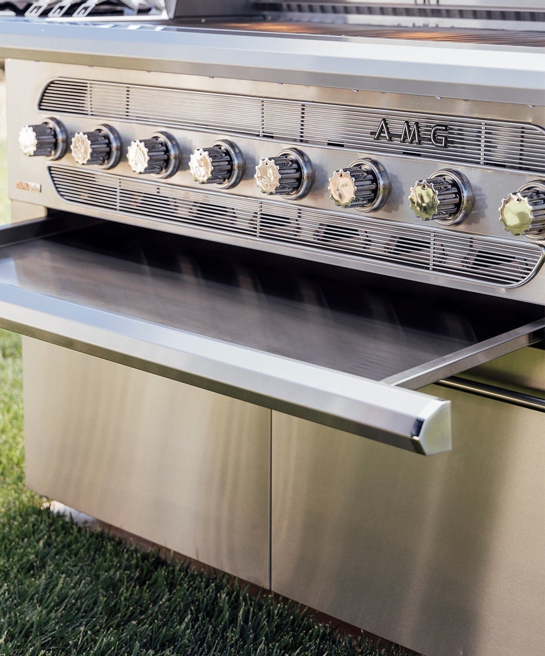 American Made Grills Muscle 54-Inch Freestanding Hybrid Grill - Natural Gas - MUSFS54-NG - view 4