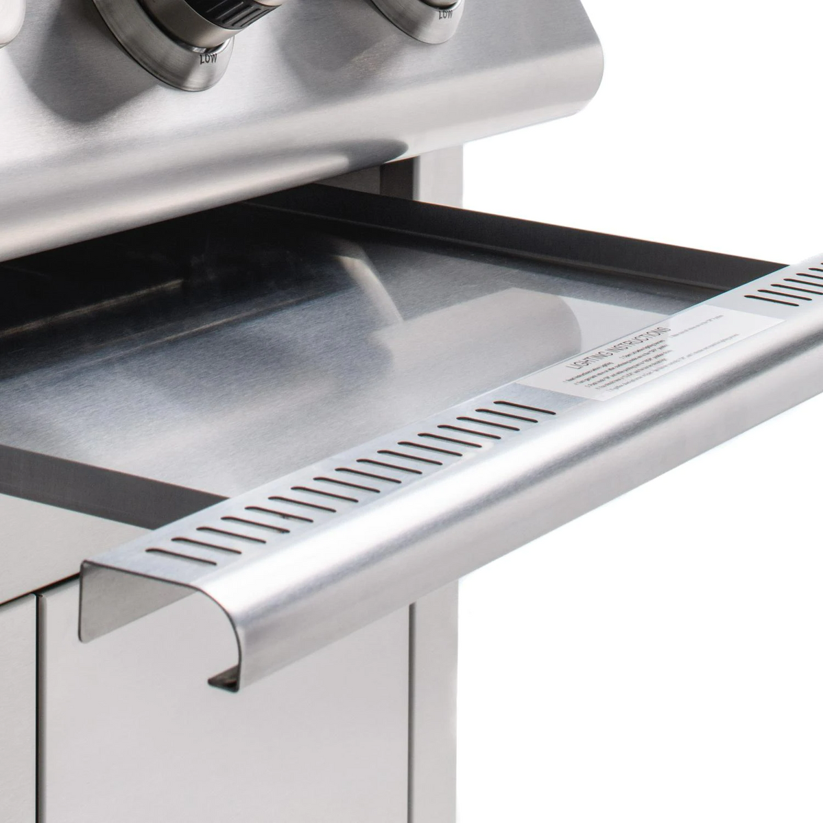 Blaze Prelude LBM 32-Inch 4-Burner Freestanding Gas Grill with Cart - view 8