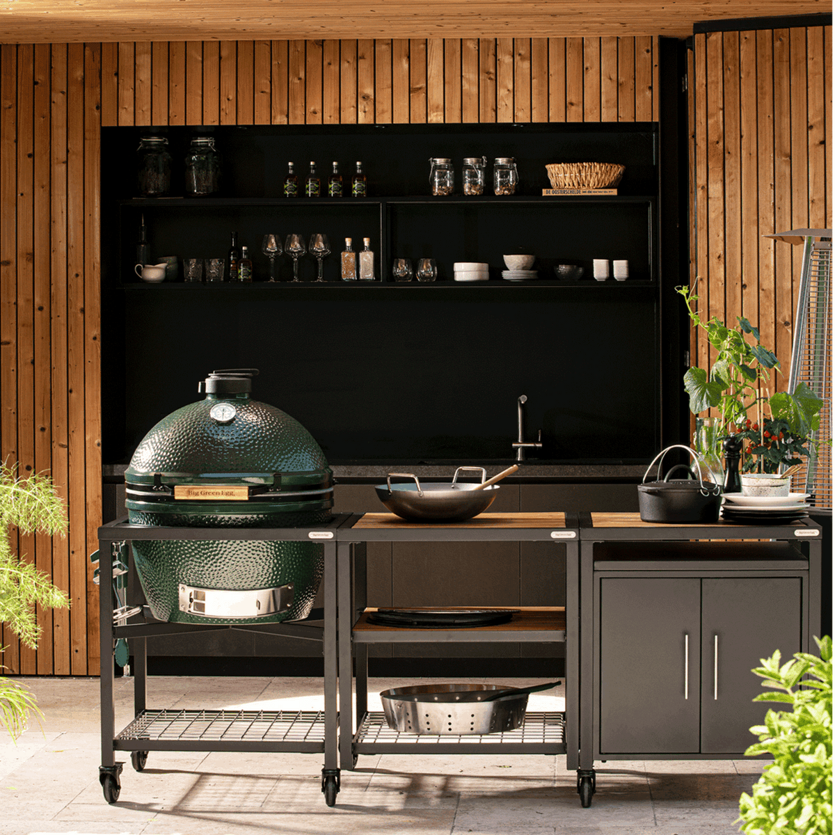 XL Big Green Egg – view 4