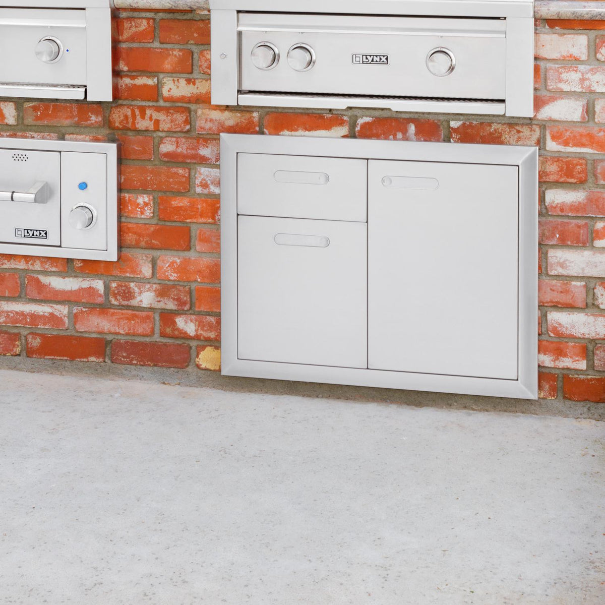 Lynx | Professional 36" Access Door & Double Drawer Combo