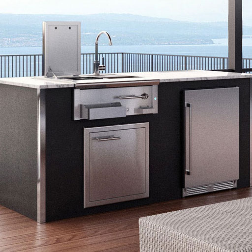 XO Outdoor Bar Island with Cocktail Station Access Door & Refrigerator