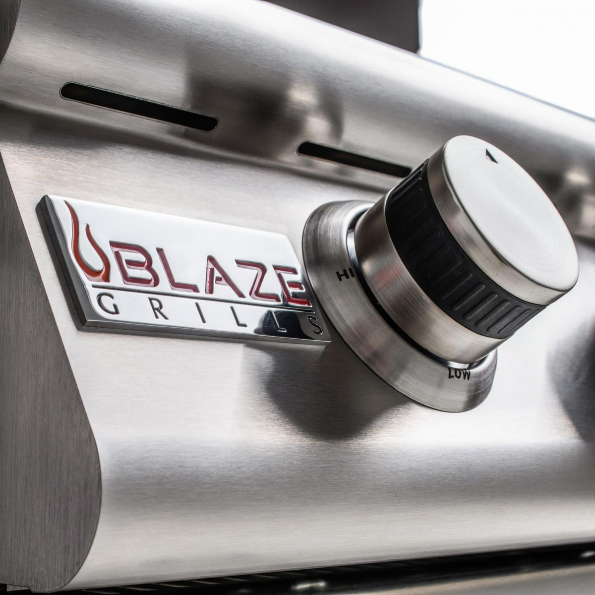Blaze Prelude LBM 32-Inch 4-Burner Freestanding Gas Grill with Cart - view 6