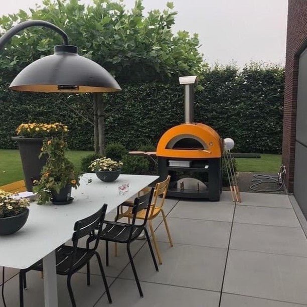 Alfa Moderno 5 Pizze Outdoor Gas Hybrid Pizza Oven with Black Base - Freestanding - Fire Yellow