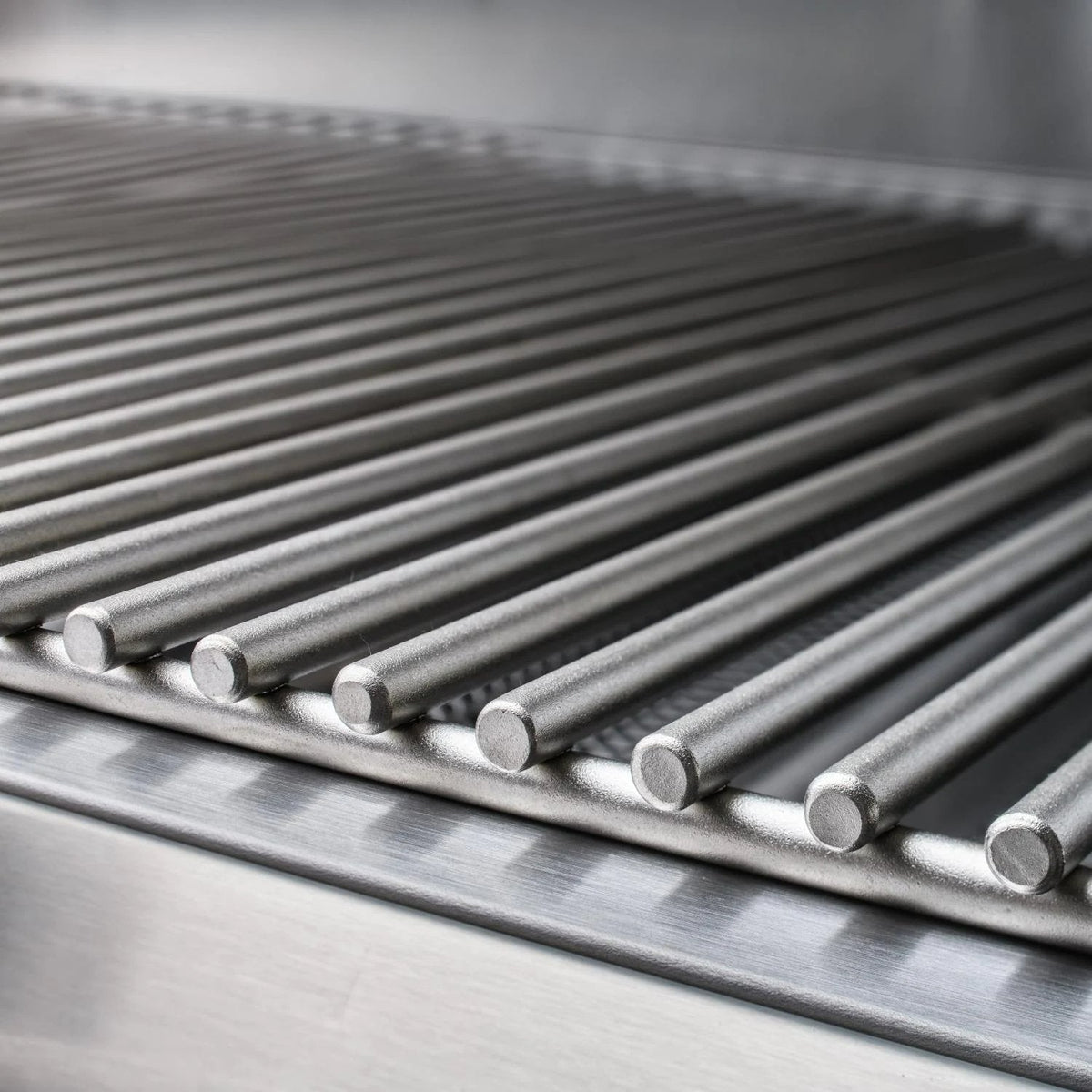 Blaze Prelude LBM 32″ Built-In 4-Burner Gas Grill - BLZ-4LBM
