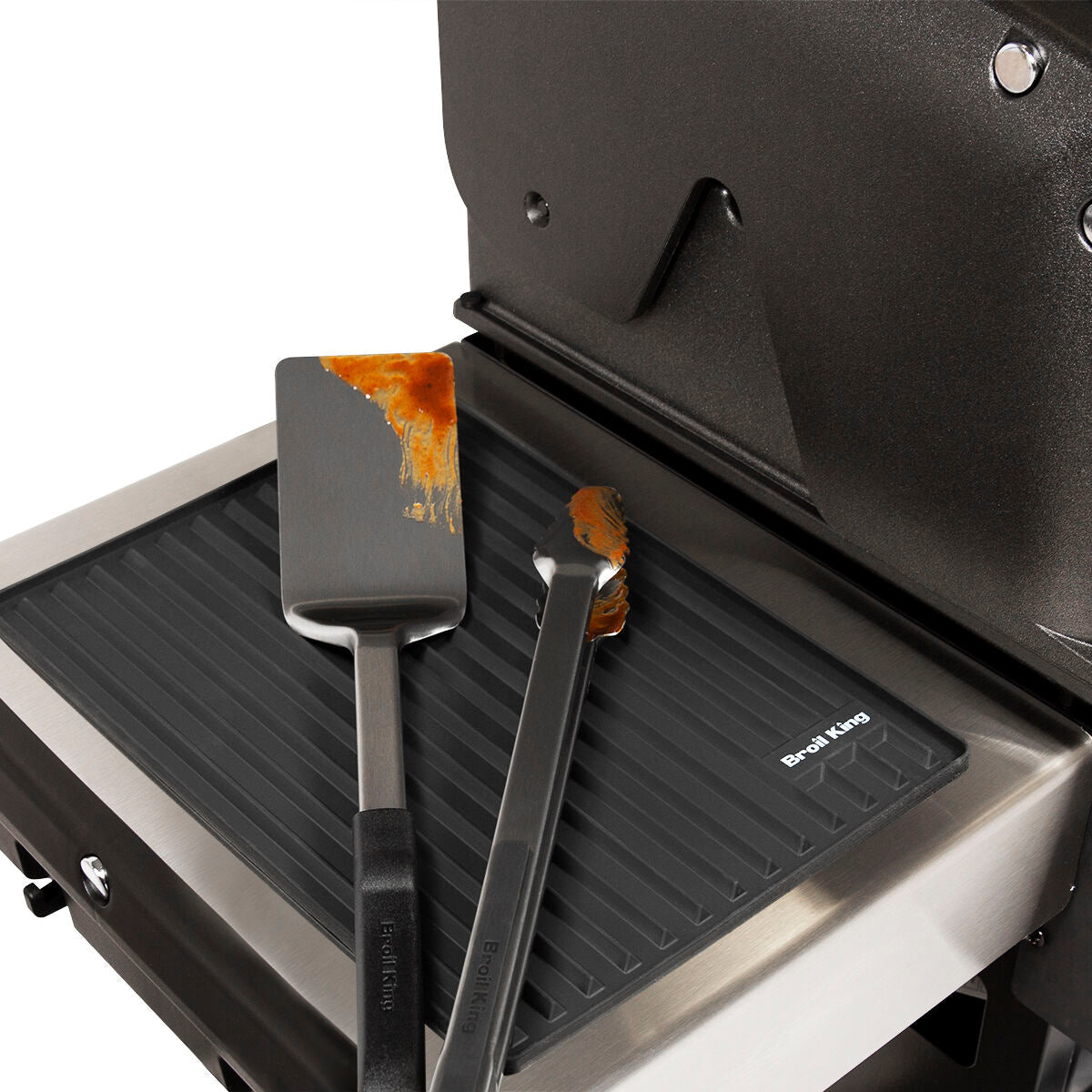 Broil King Magnetic Silicone Side Shelf Grill Mat Regal – view 3