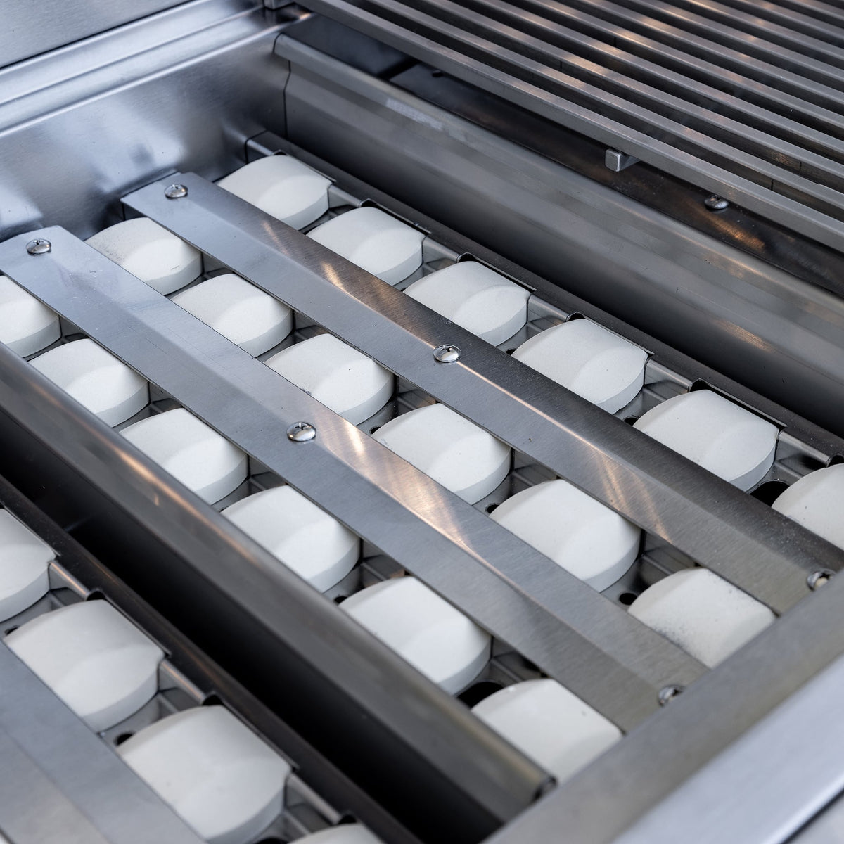 Summerset TRLPRO40 TRL Pro 40-Inch 4-Burner Built-In Gas Grill with Rotisserie