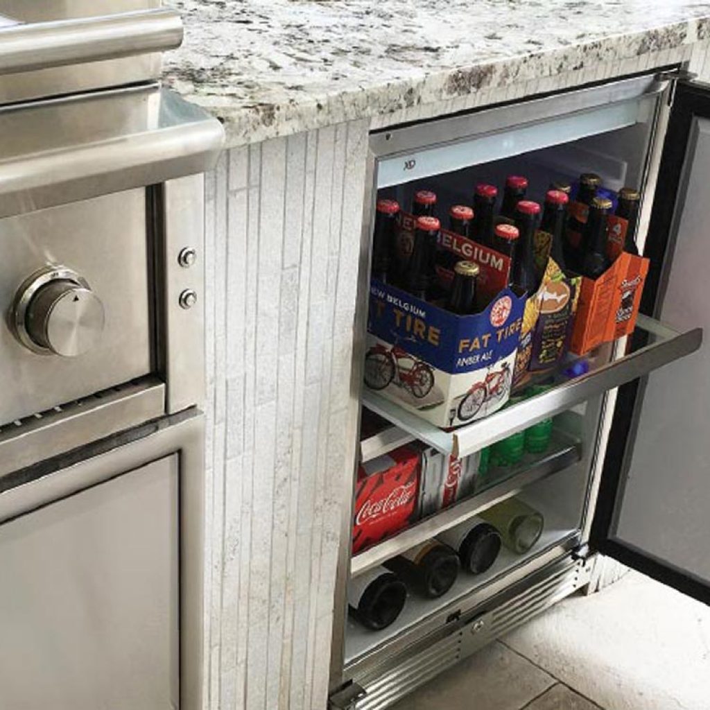 XO Luxury 24 Inch Undercounter Outdoor Refrigerator - view 8