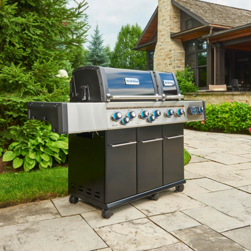 Broil King Regal Q 690 Pro IR Gas Grill - view 13