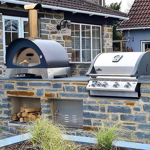 Alfa Ciao 27-Inch Freestanding Wood Fired Outdoor Pizza Oven with Base - Silver Grey - view 13