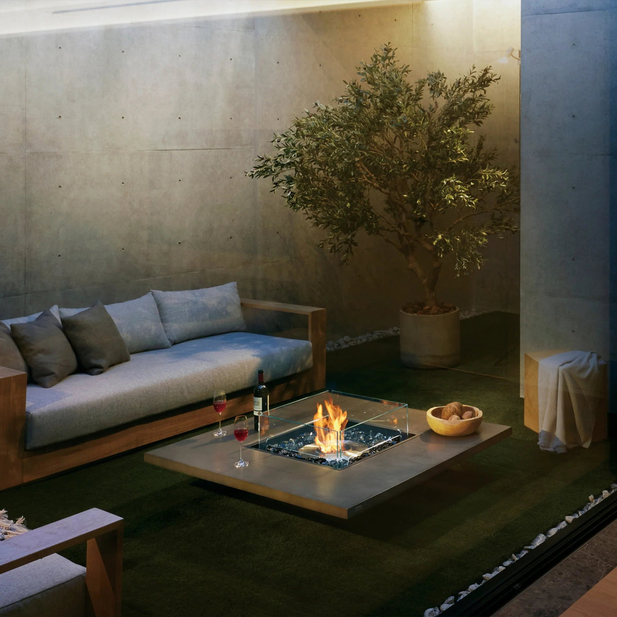 EcoSmart Fire Vertigo 50 Fire Pit Table - view 2