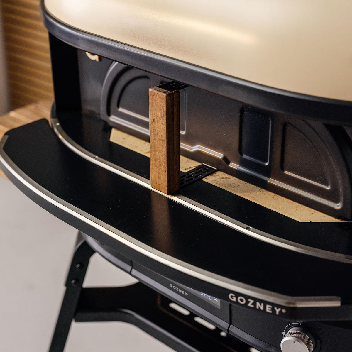 Gozney Dome Gen 2 Pizza Oven Mantel - Black - AM1995 - view 3