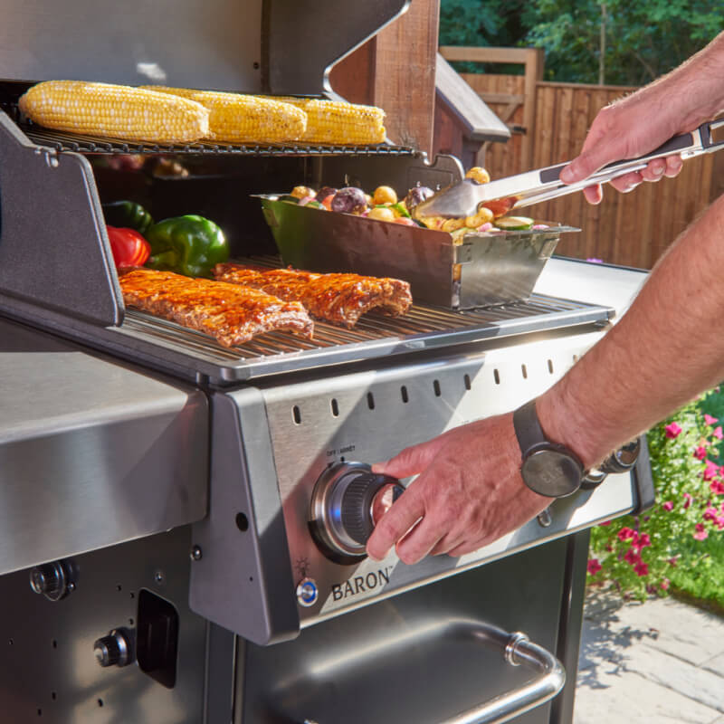 Broil King Baron 320 3-Burner Propane Gas Grill - view 8