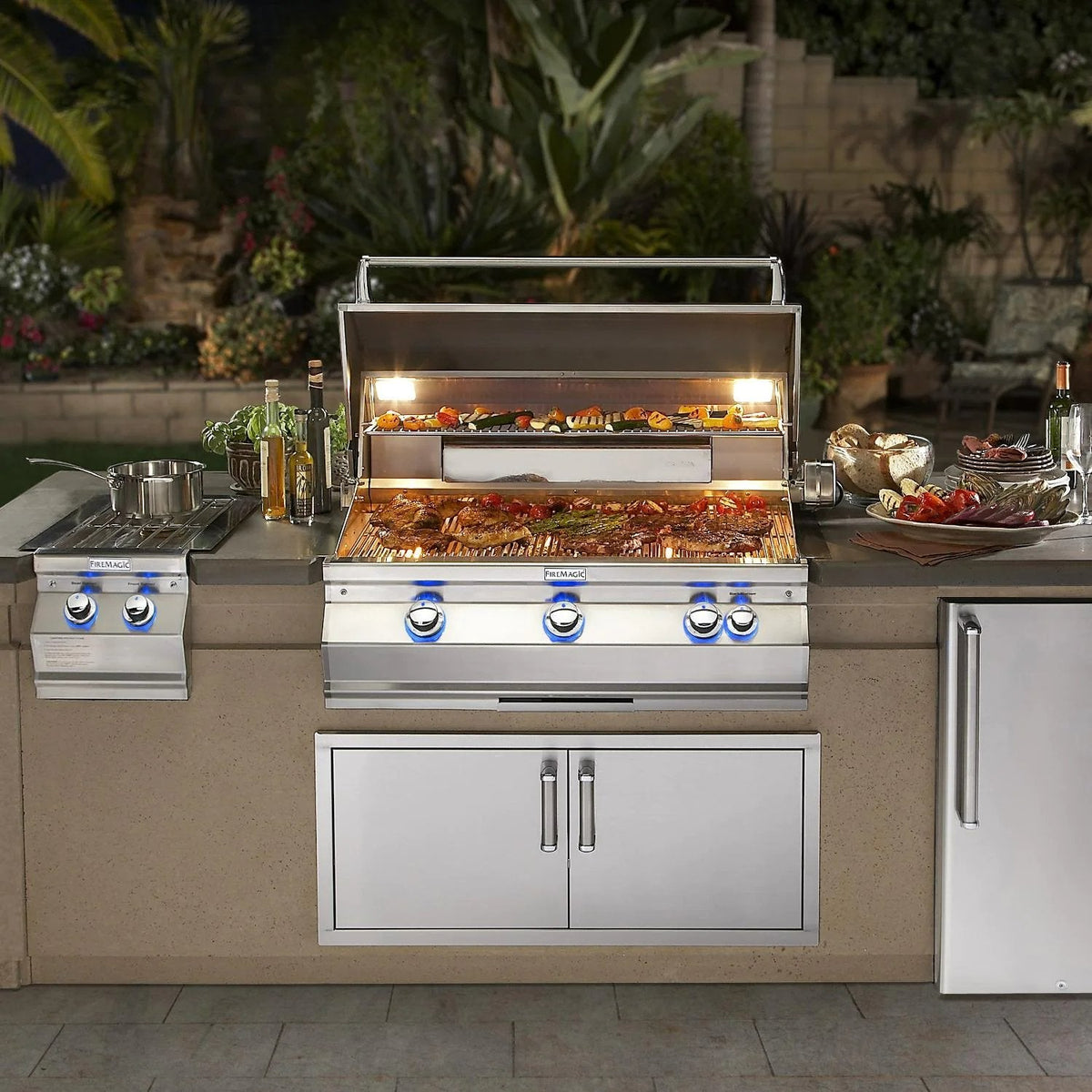 Fire Magic Aurora A660I 30-Inch Built-In Natural Gas Grill With Rotisserie And Analog Thermometer - A660I-8EAN - view 10