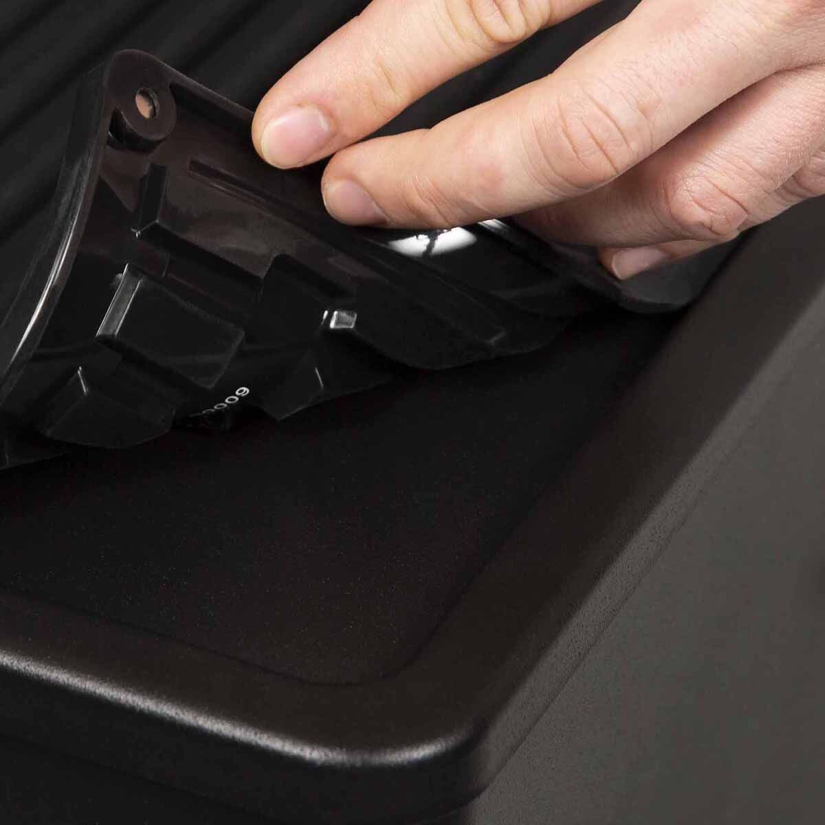 Broil King Magnetic Silicone Side Shelf Grill Mat Crown – view 4