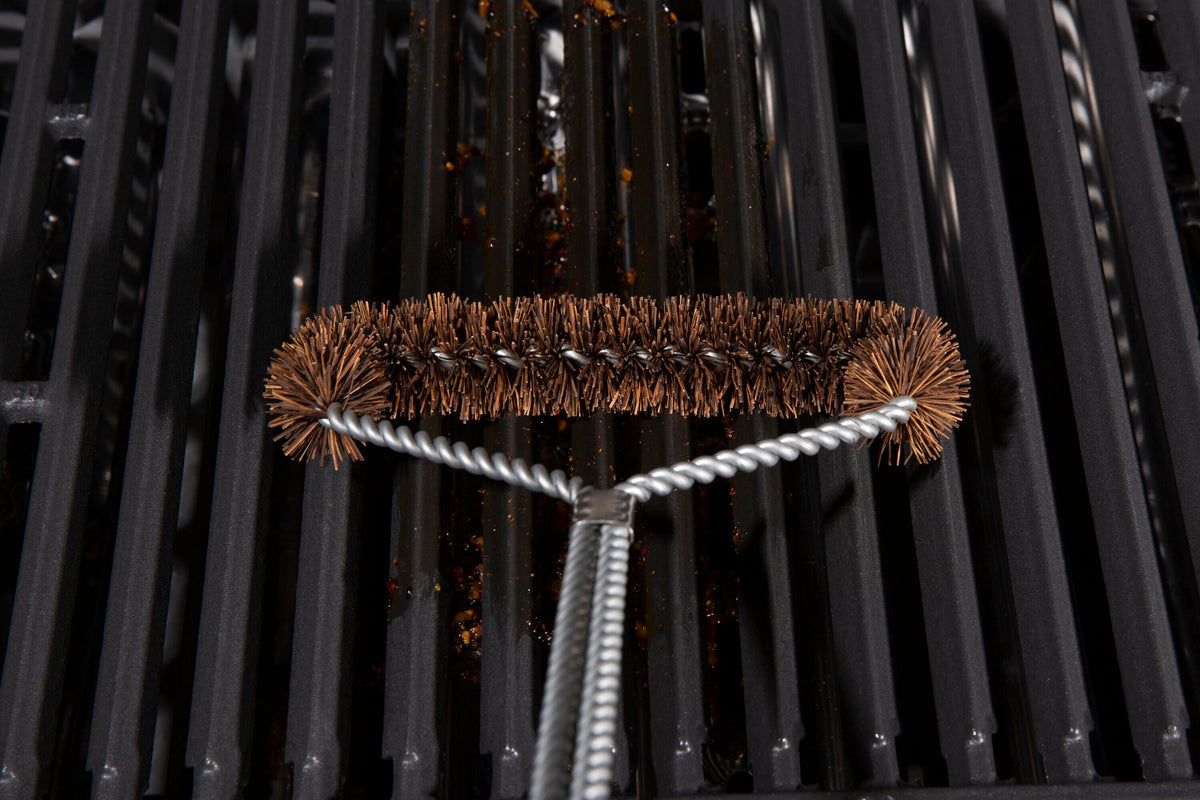 Broil King Tri-head Palmyra Grill Brush – view 3