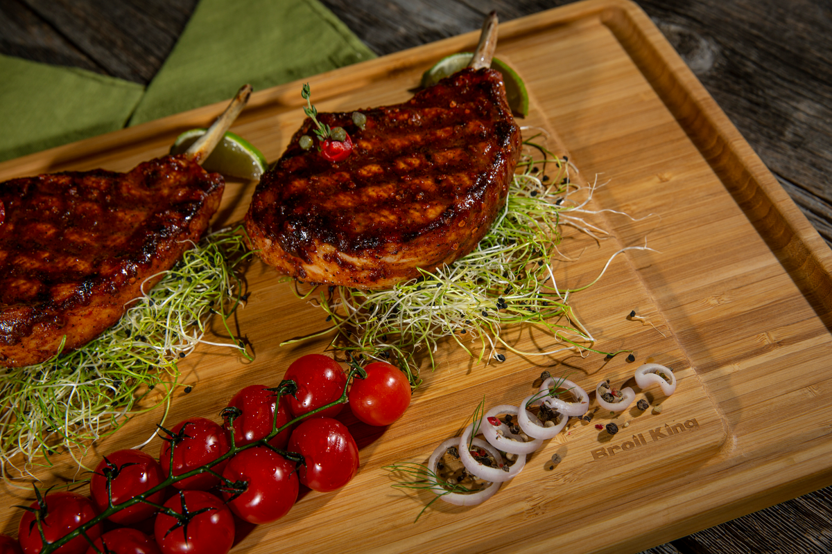 Broil King Imperial Bamboo Cutting & Serving Board – view 3