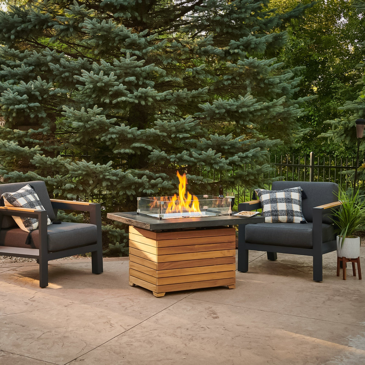 Outdoor GreatRoom Darien Rectangular Gas Fire Pit Table 42" – view 9