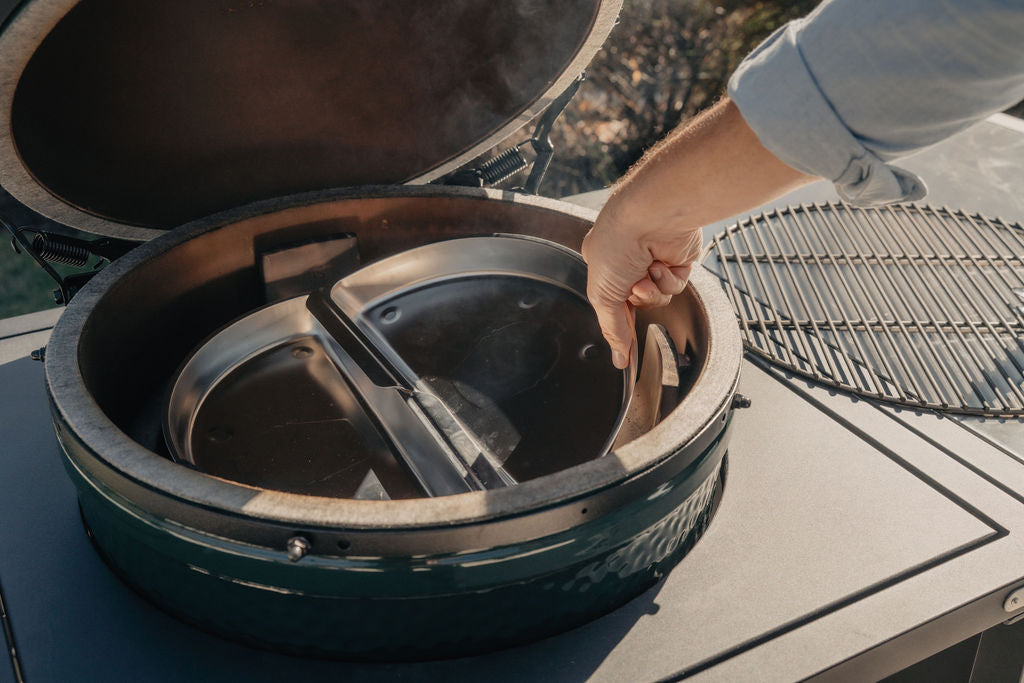 Big Green Egg Medium Durable Drip Tray Kit – view 3