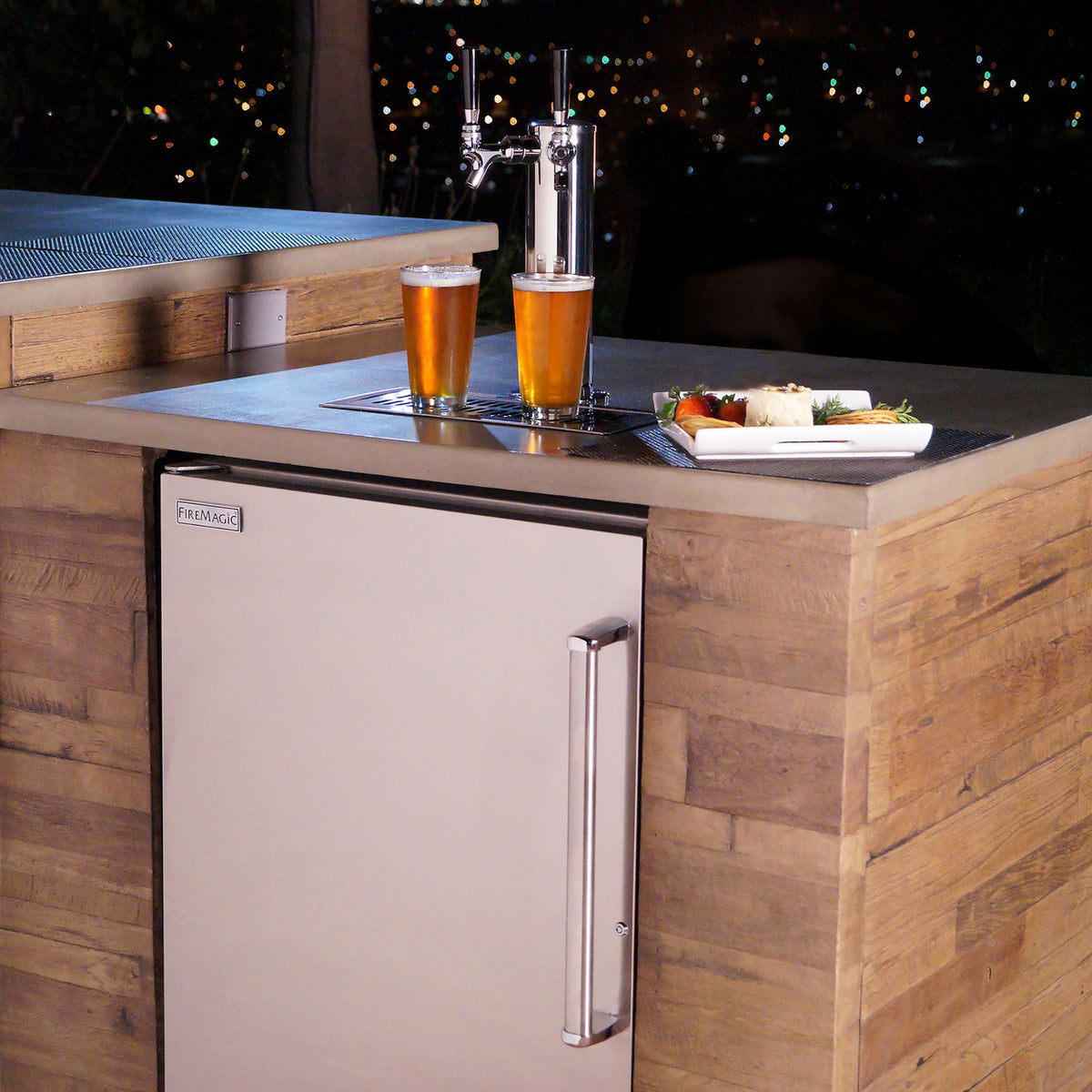 Fire Magic Outdoor Rated Kegerator – view 4