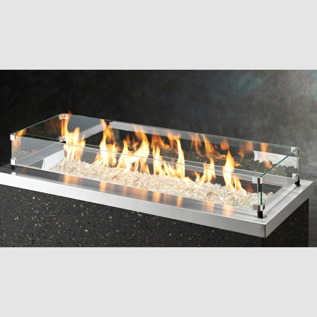 Outdoor GreatRoom Linear Glass Wind Guard – view 2