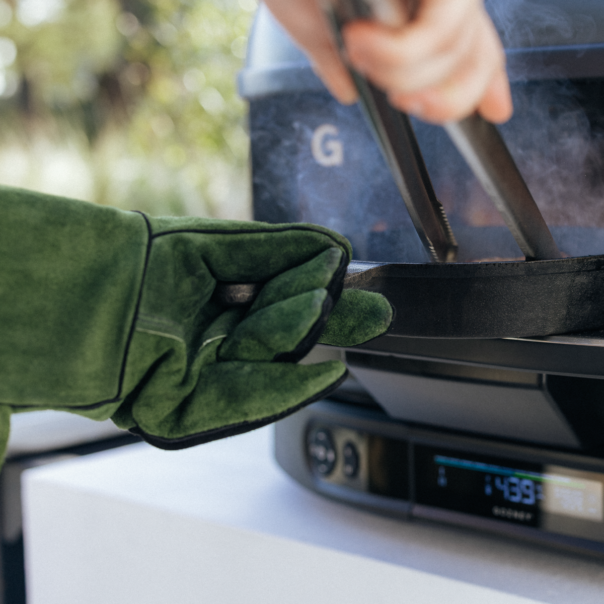 Gozney Heat Resistant Gloves – view 6