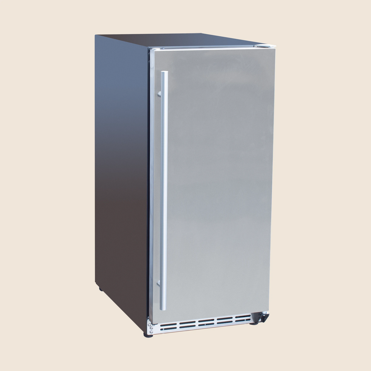 Summerset Outdoor Rated Refrigerator – view 6