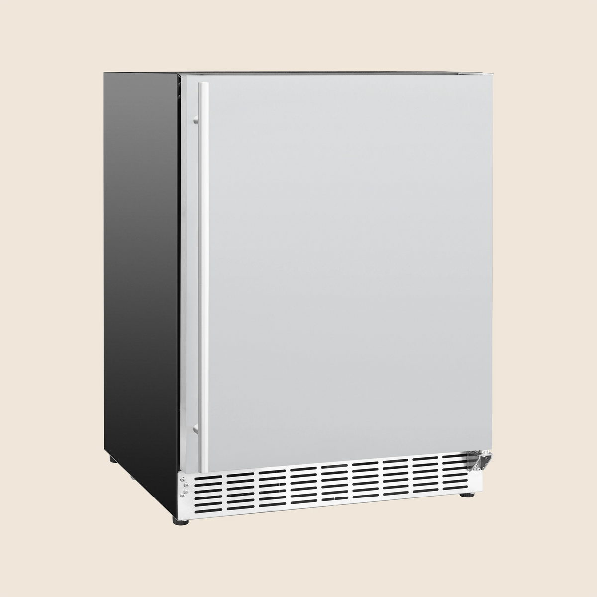 Summerset Outdoor Rated Refrigerator – view 24