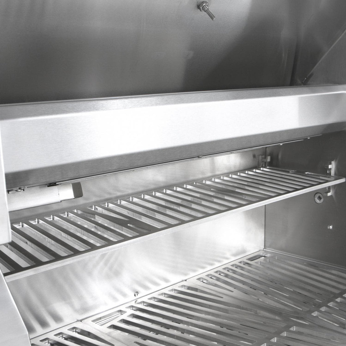 Hestan 36-Inch Built-In Natural Gas Grill W/ Sear Burner & Rotisserie GMBR36-NG