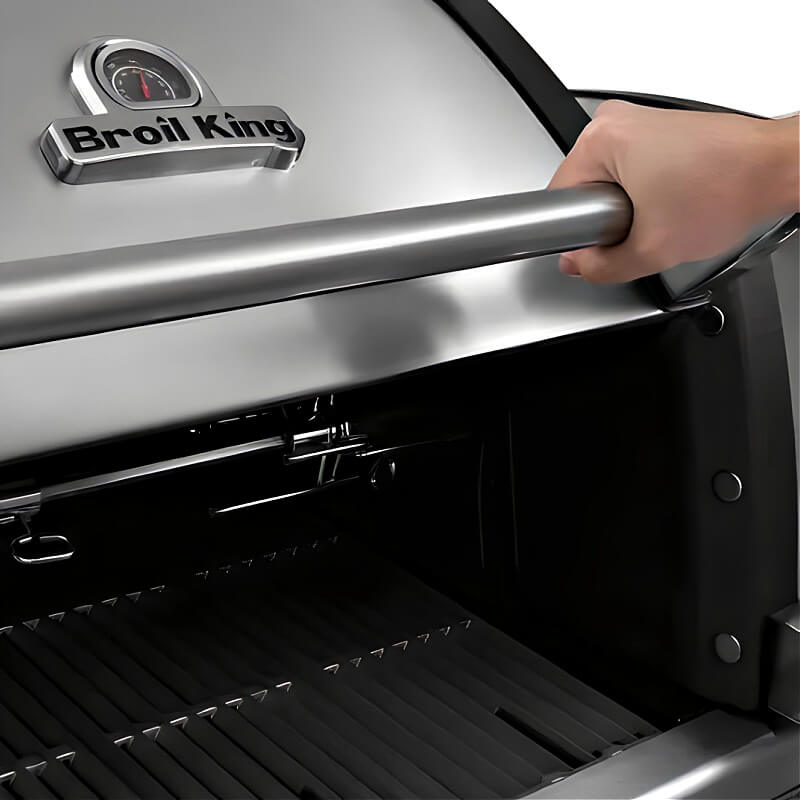 Broil King Imperial QS 690i 6-Burner Propane Gas Grill Center