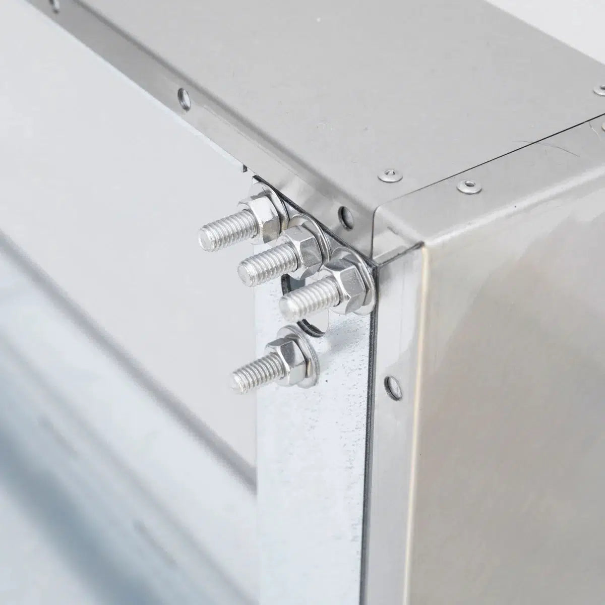 Summerset 4" Spacer Bracket For 48" Vent Hood – view 3