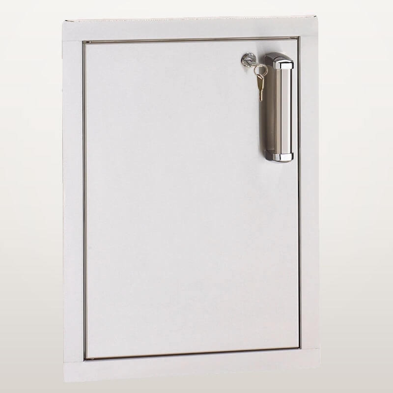 Fire Magic Premium Flush 14-Inch Single Access Door with Lock - 53920KSC-L