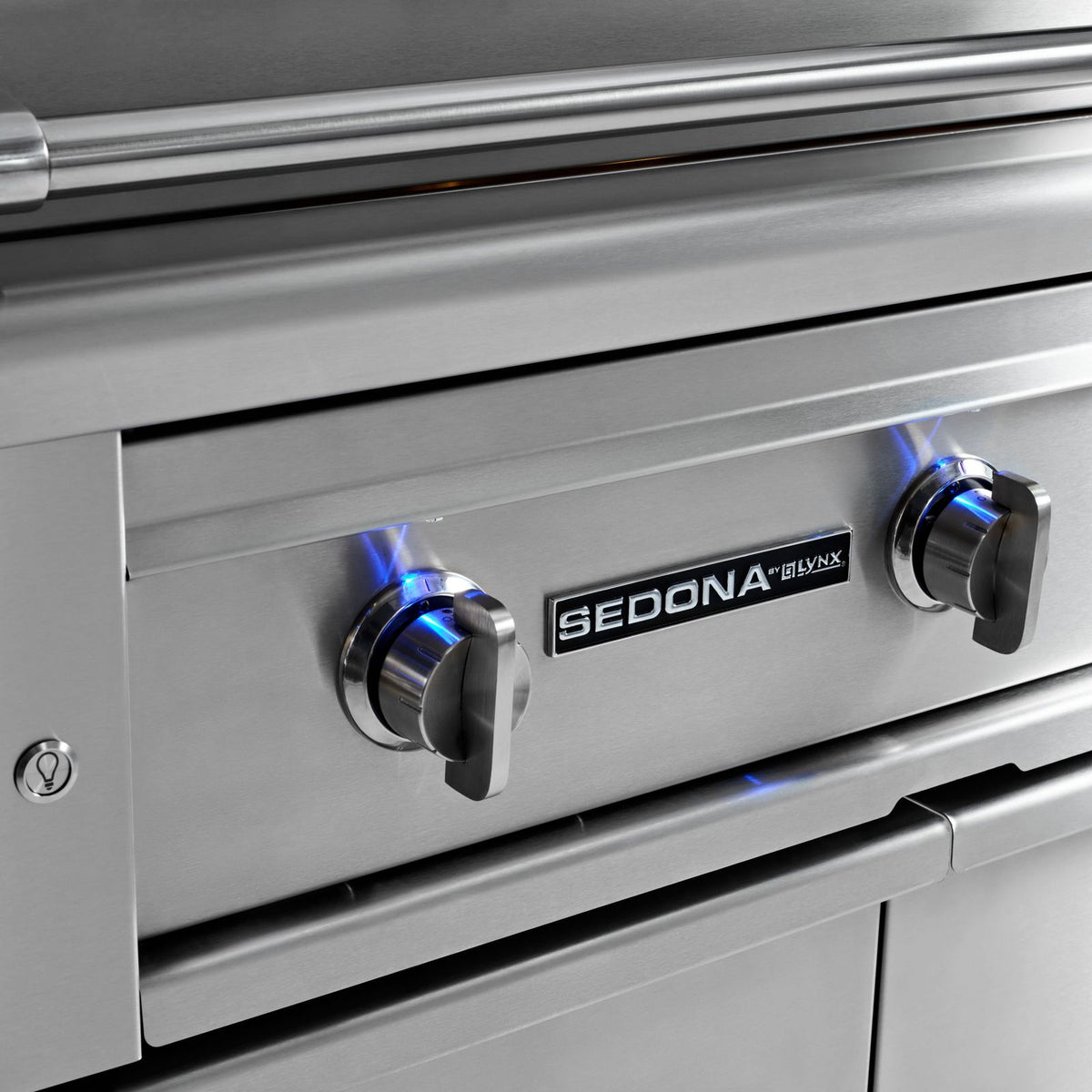 Lynx 36" ADA Compliant Grill - 1 ProSear Burner & 2 Stainless Steel Burners (L601ADA) – view 4