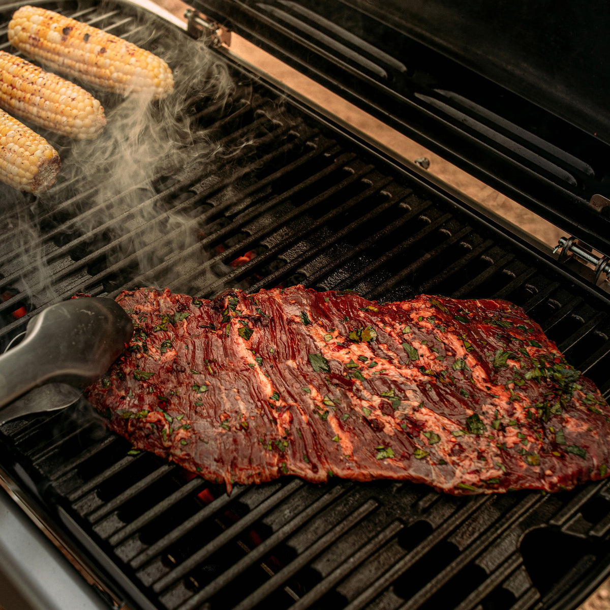 WEBER TRAVELER Portable Gas Grill – view 6