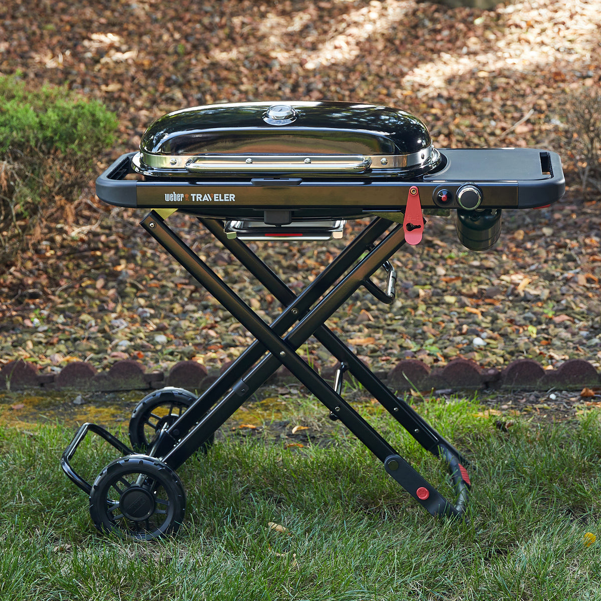 WEBER TRAVELER Portable Gas Grill – view 2