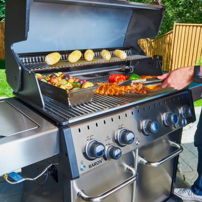 Broil King Baron S 590 PRO IR 5-Burner Gas Grill With Rotisserie & Infrared Side Burner - view 9