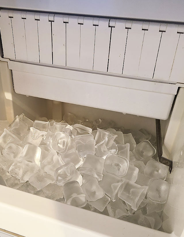 XO 15 Inch Built-In Outdoor Rated Gourmet Ice Maker with Crystal Clear Cubes - Gravity Drain - view 11