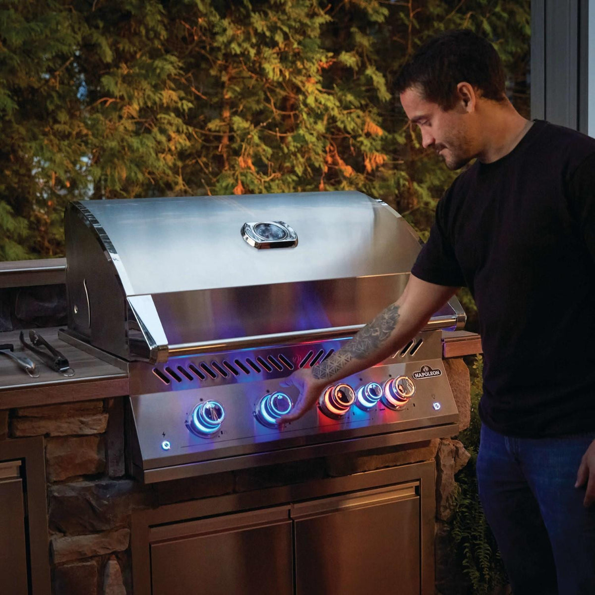 Napoleon 700 Series 32-Inch Built-In Natural Gas Grill w/ Infrared Rear Burner, Rotisserie & SafetyGlow - view 12