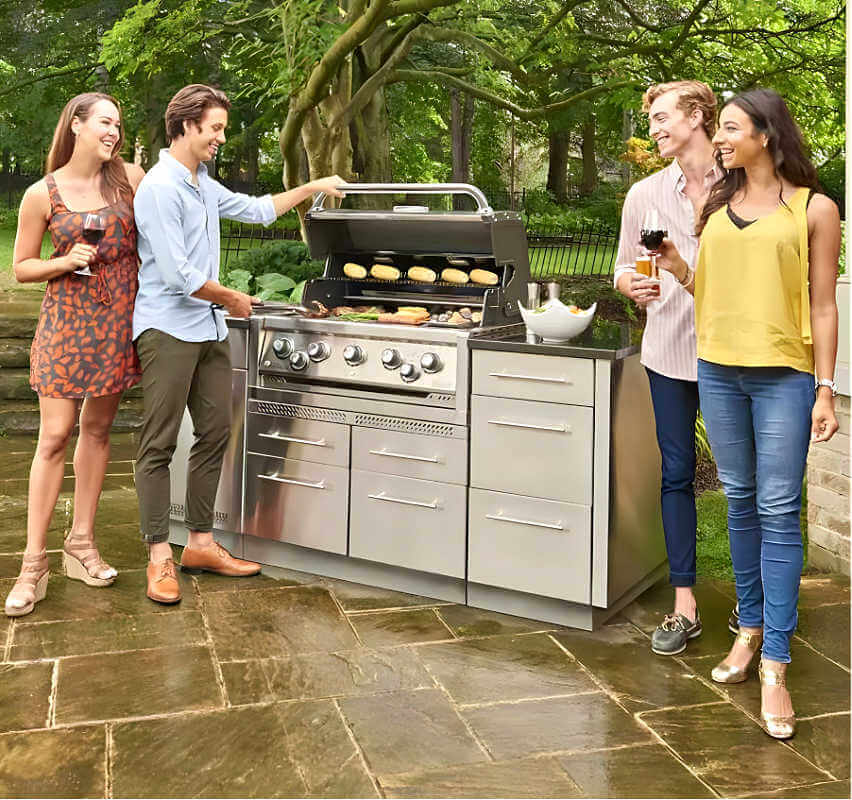 Broil King Imperial S 590i 5-Burner Natural Gas Grill Center - view 4