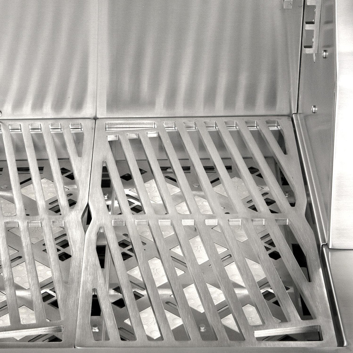 Hestan 36-Inch Built-In Natural Gas Grill W/ Sear Burner & Rotisserie GMBR36-NG