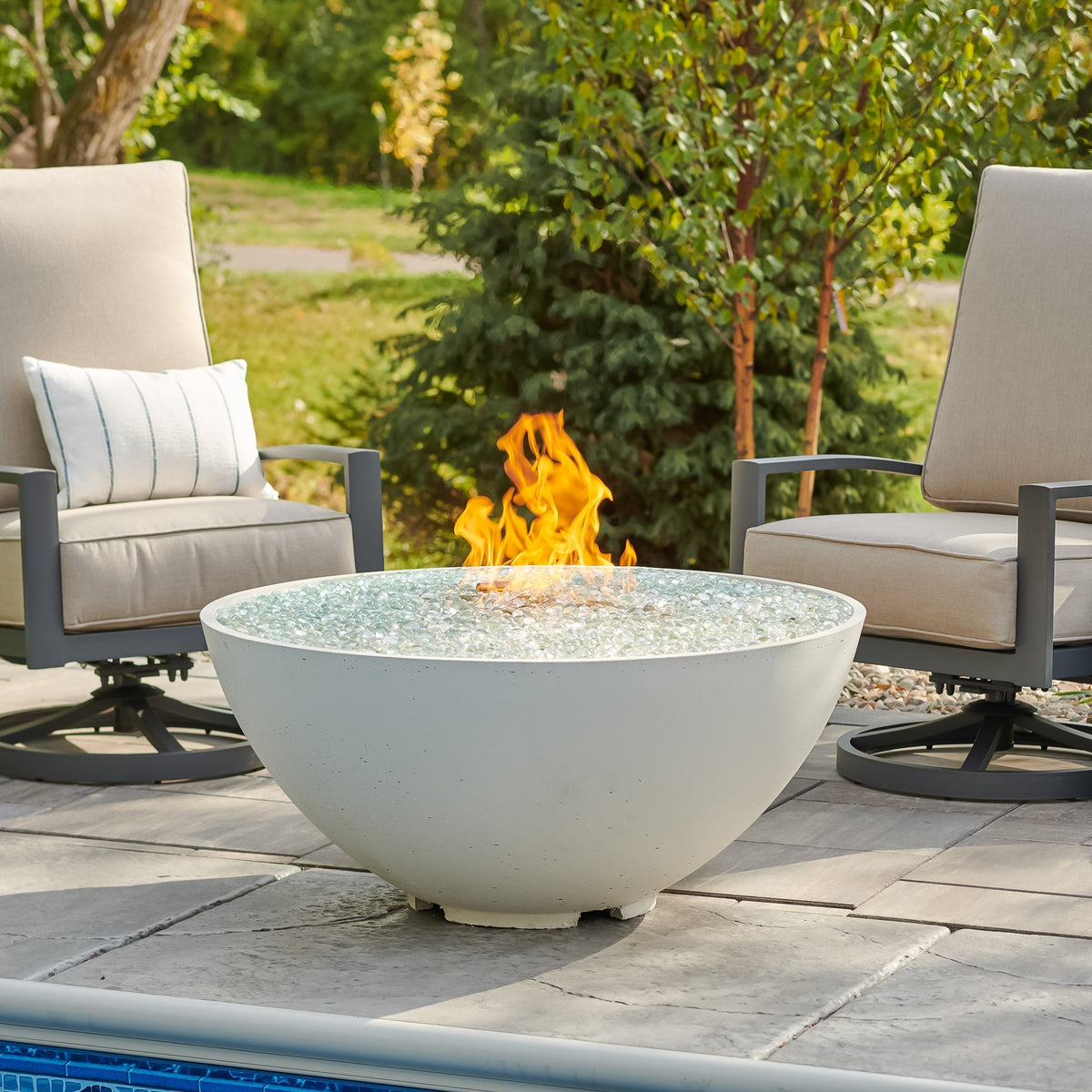 The Outdoor GreatRoom Cove Edge Round Gas Fire Pit Bowl 42"