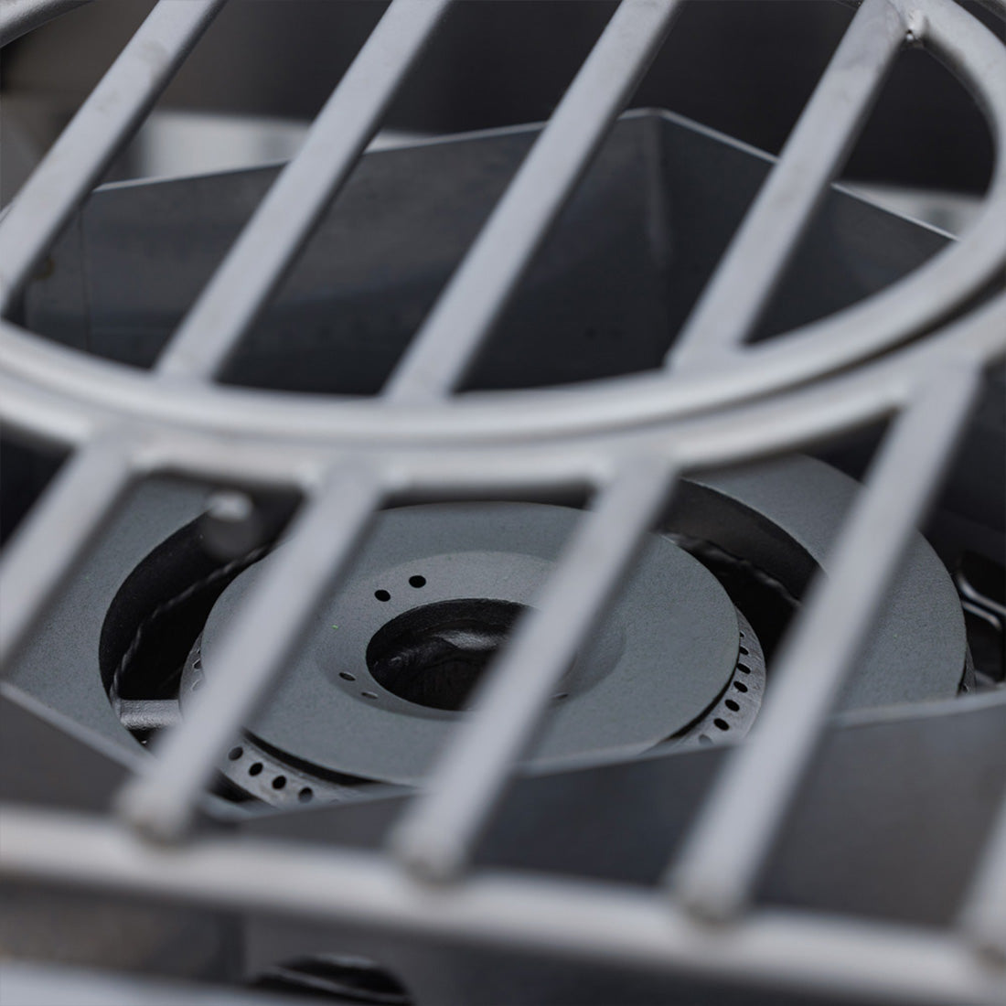 Blaze LTE Pro 60,000 BTU Built-In Propane Power Burner With Wok Ring & Lid