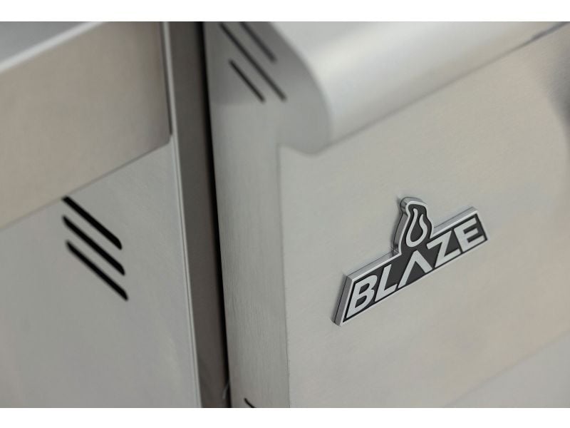 Blaze Premium LTE+ 30-Inch Built-In Gas Griddle With Lights - view 15