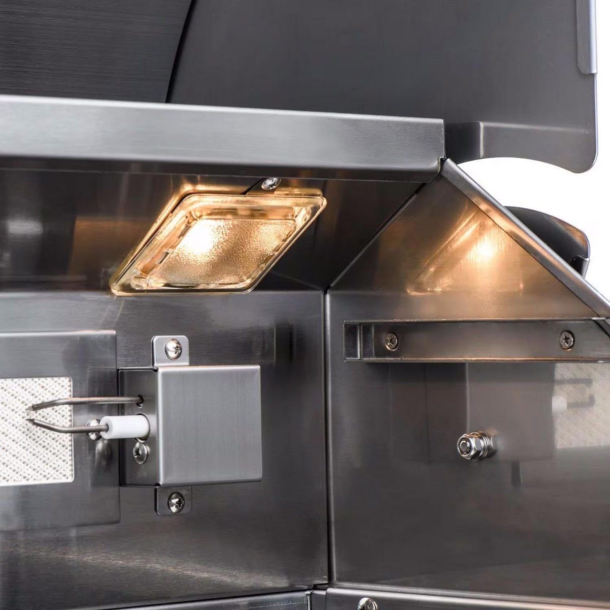 Blaze Premium LTE+ 32-Inch 4-Burner Gas Grill W/ Rear Infrared Burner & Lift-Assist Hood - view 9